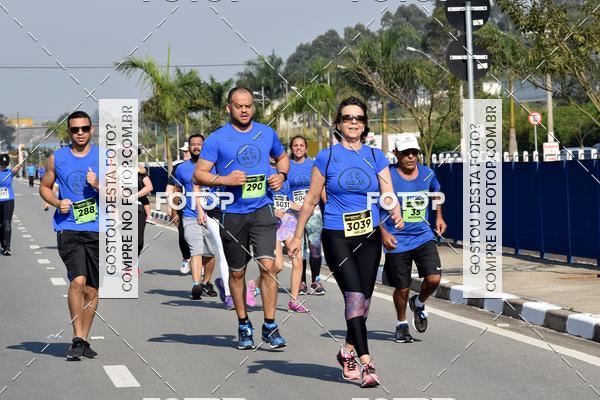 Buy your photos of the eventRun Aruja 2018 on Fotop