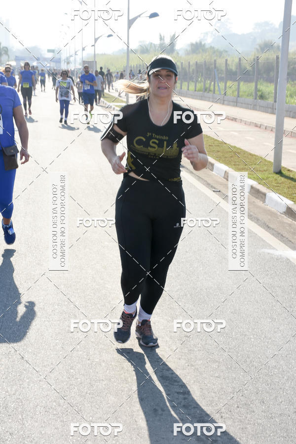 Buy your photos of the eventRun Aruja 2018 on Fotop