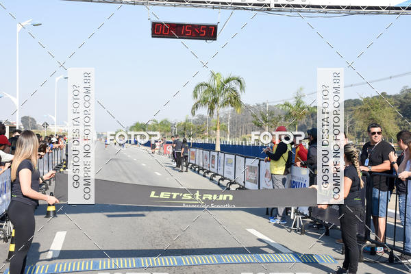 Buy your photos of the eventRun Aruja 2018 on Fotop