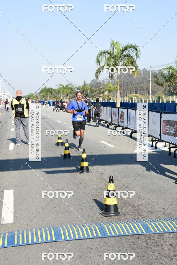Buy your photos of the eventRun Aruja 2018 on Fotop