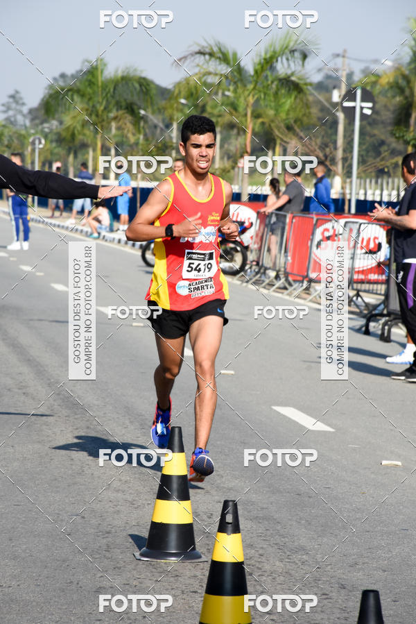 Buy your photos of the eventRun Aruja 2018 on Fotop