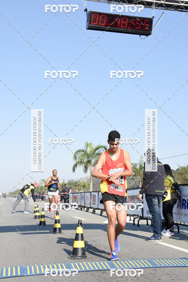 Buy your photos of the eventRun Aruja 2018 on Fotop