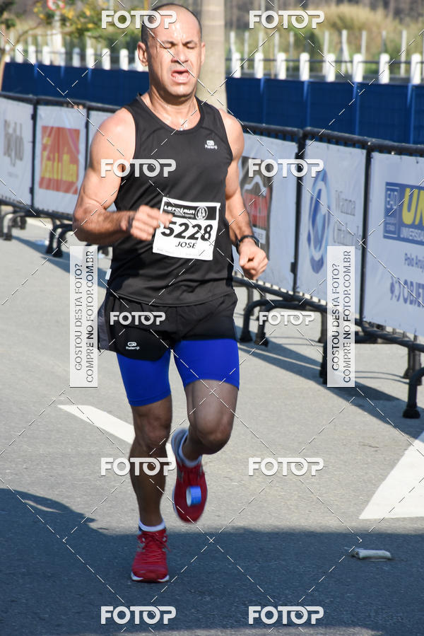 Buy your photos of the eventRun Aruja 2018 on Fotop