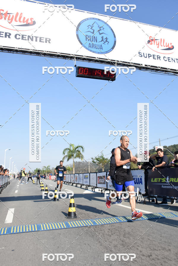 Buy your photos of the eventRun Aruja 2018 on Fotop