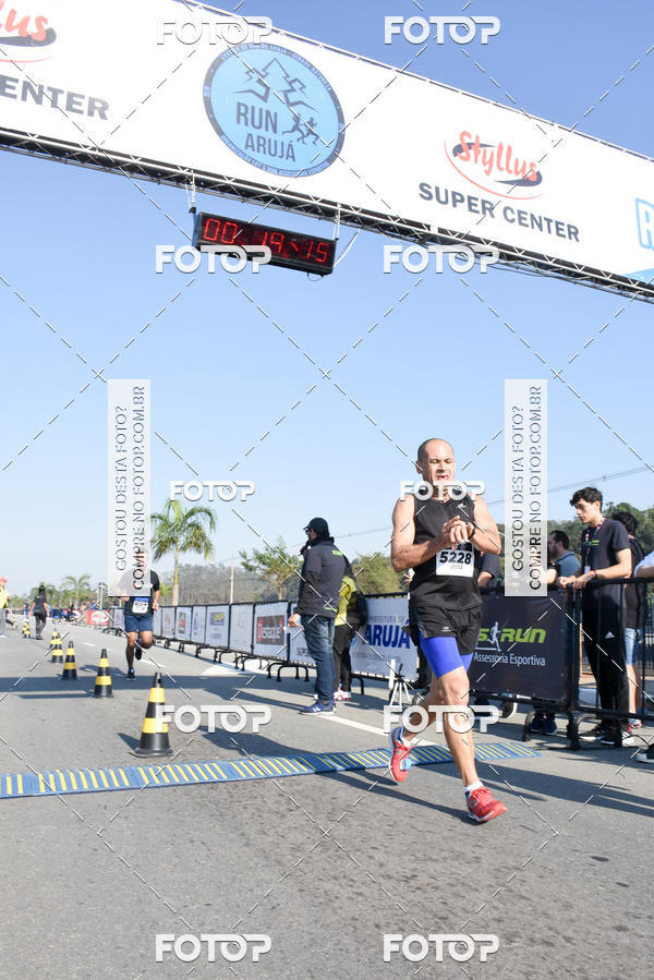 Buy your photos of the eventRun Aruja 2018 on Fotop