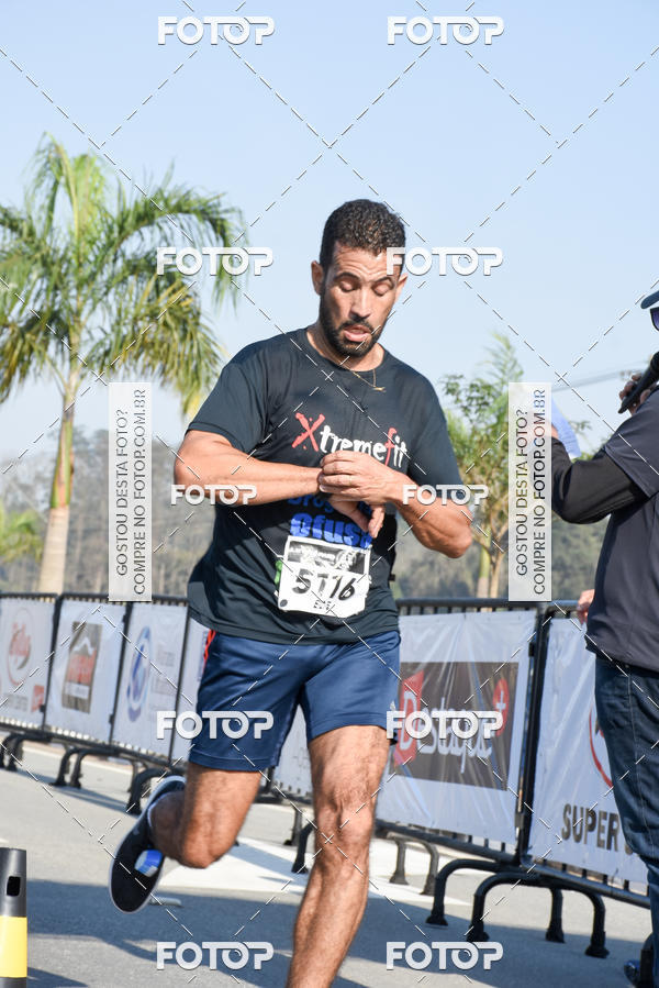 Buy your photos of the eventRun Aruja 2018 on Fotop