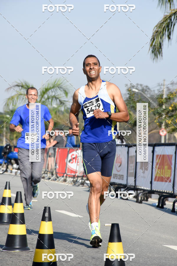 Buy your photos of the eventRun Aruja 2018 on Fotop