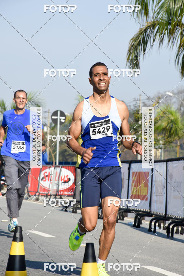 Buy your photos of the eventRun Aruja 2018 on Fotop