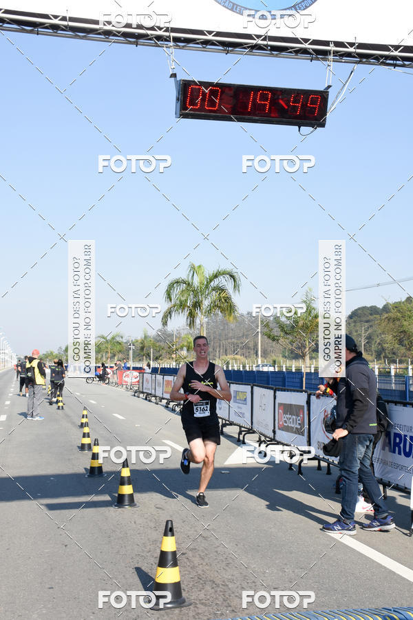 Compra tus fotos del eventoRun Aruja 2018 En Fotop