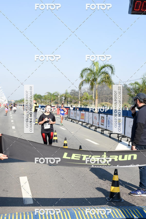 Buy your photos of the eventRun Aruja 2018 on Fotop