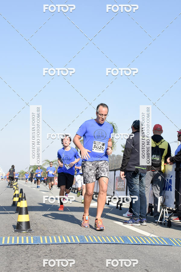 Buy your photos of the eventRun Aruja 2018 on Fotop