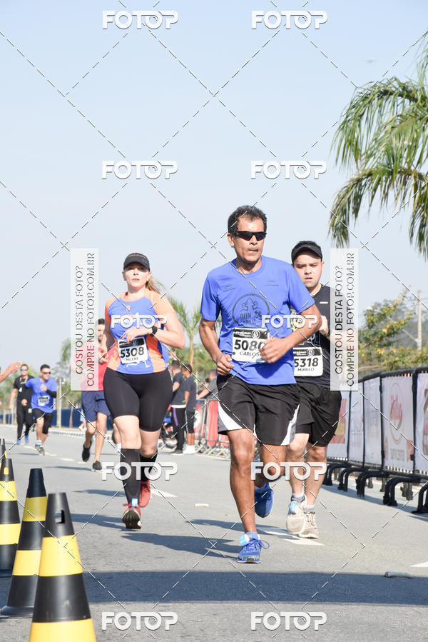 Buy your photos of the eventRun Aruja 2018 on Fotop