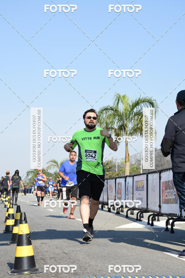 Buy your photos of the eventRun Aruja 2018 on Fotop