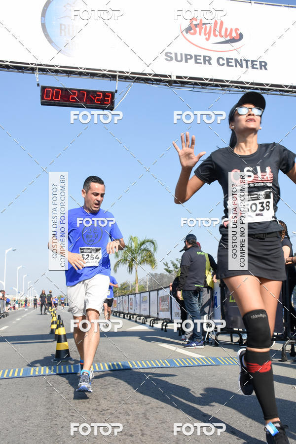 Buy your photos of the eventRun Aruja 2018 on Fotop