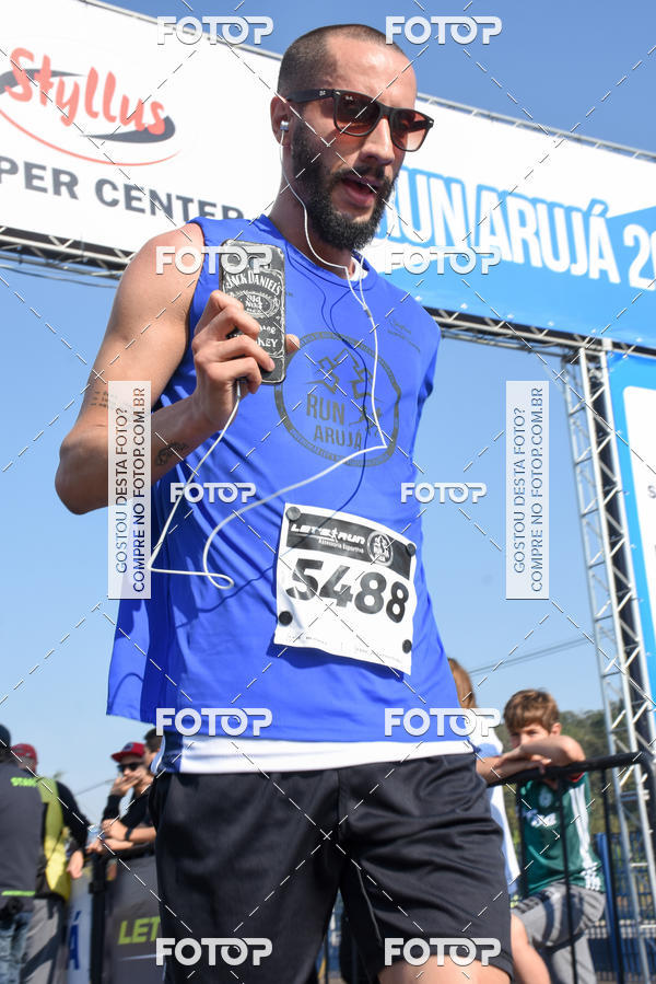 Buy your photos of the eventRun Aruja 2018 on Fotop