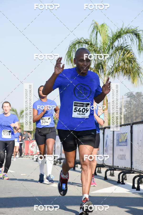 Buy your photos of the eventRun Aruja 2018 on Fotop