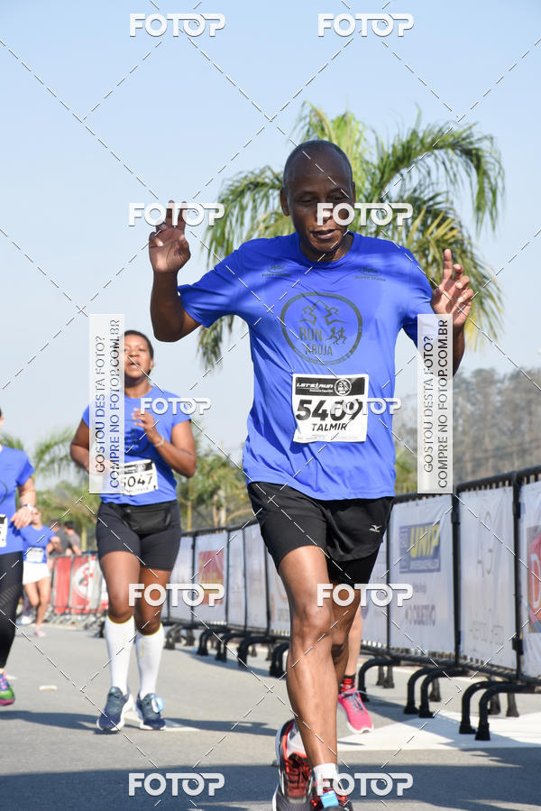 Buy your photos of the eventRun Aruja 2018 on Fotop