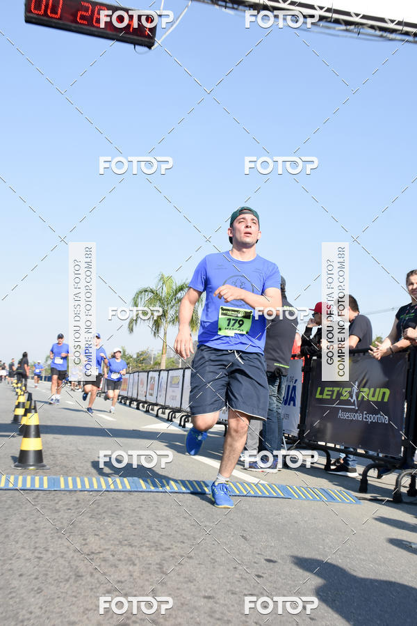 Buy your photos of the eventRun Aruja 2018 on Fotop