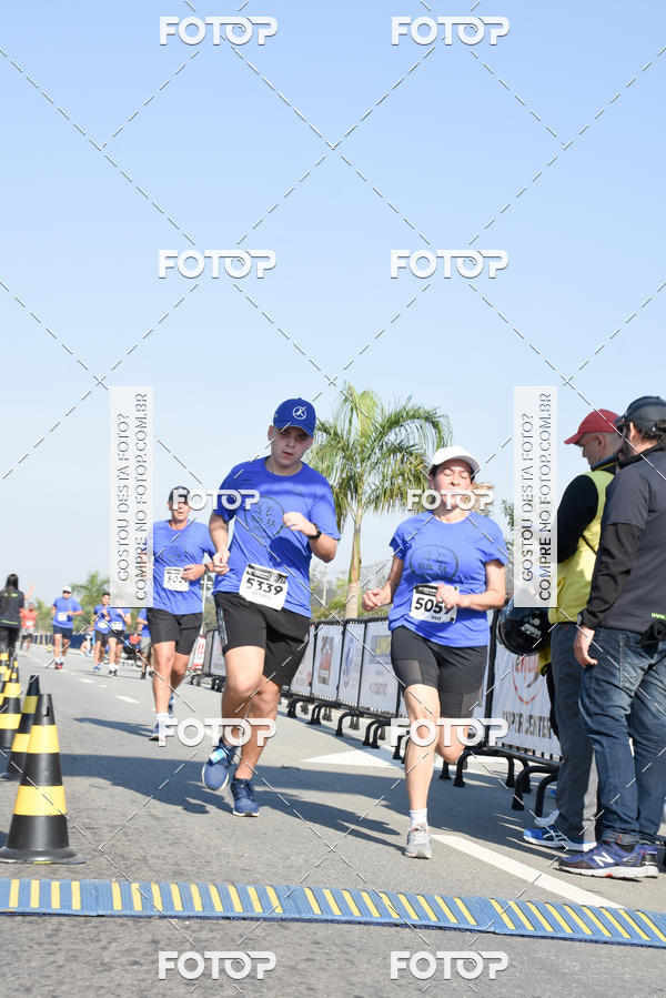 Buy your photos of the eventRun Aruja 2018 on Fotop