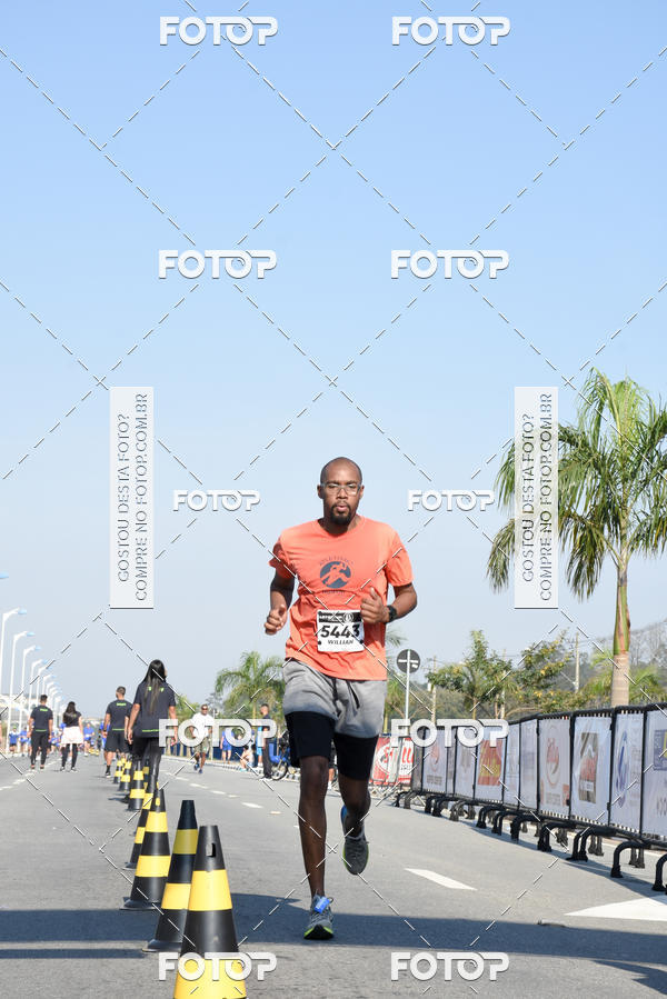 Buy your photos of the eventRun Aruja 2018 on Fotop