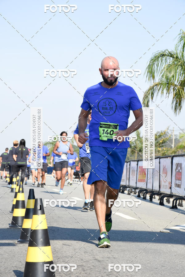 Buy your photos of the eventRun Aruja 2018 on Fotop