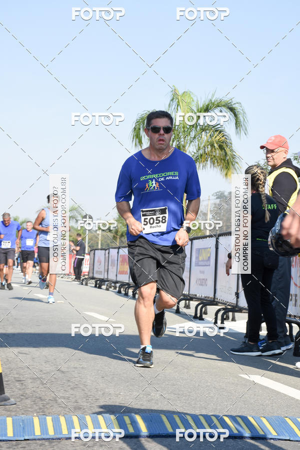 Buy your photos of the eventRun Aruja 2018 on Fotop