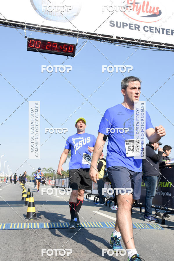 Buy your photos of the eventRun Aruja 2018 on Fotop