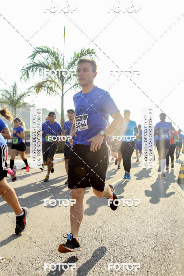 Buy your photos of the eventRun Aruja 2018 on Fotop