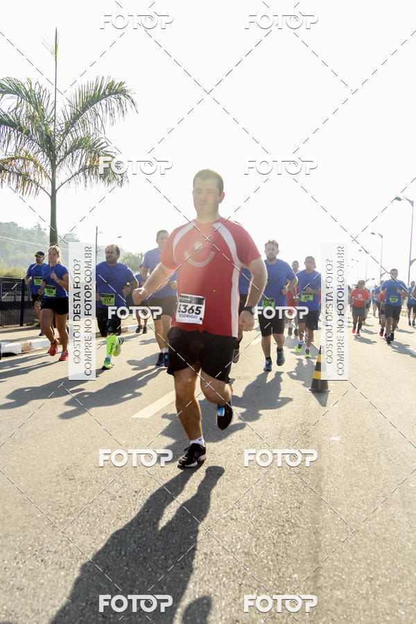 Buy your photos of the eventRun Aruja 2018 on Fotop