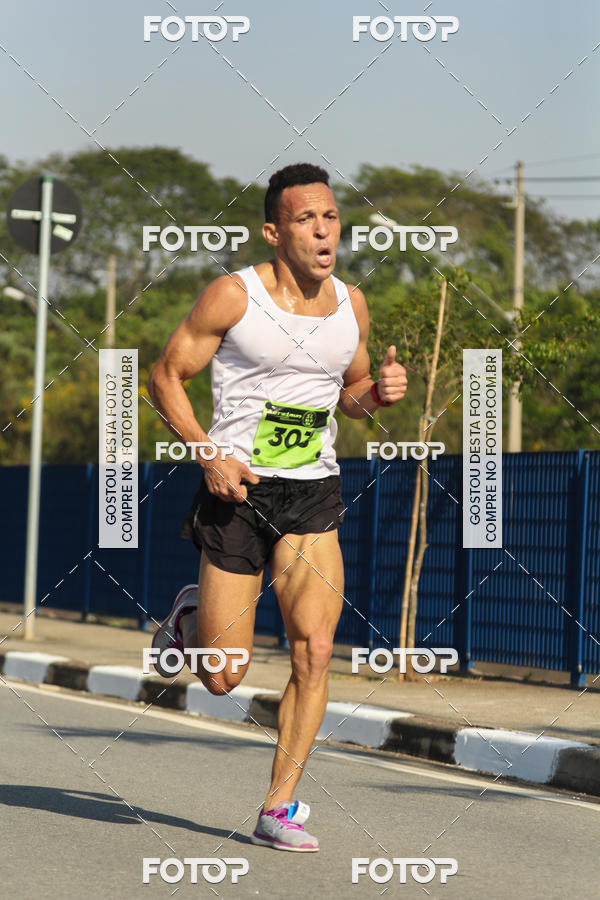 Buy your photos of the eventRun Aruja 2018 on Fotop