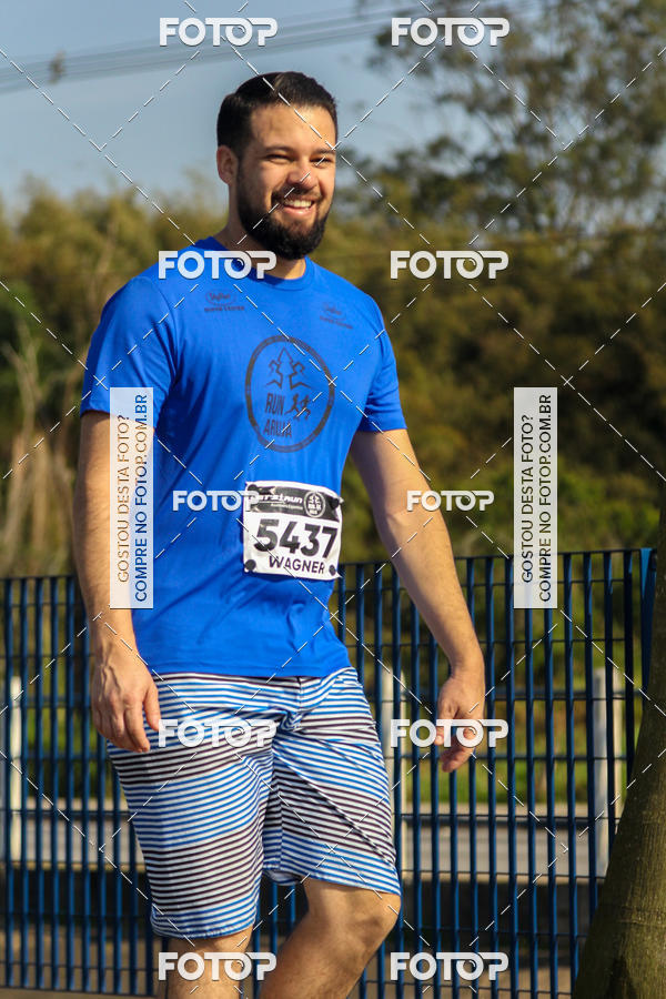 Buy your photos of the eventRun Aruja 2018 on Fotop