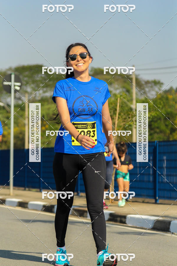 Buy your photos of the eventRun Aruja 2018 on Fotop