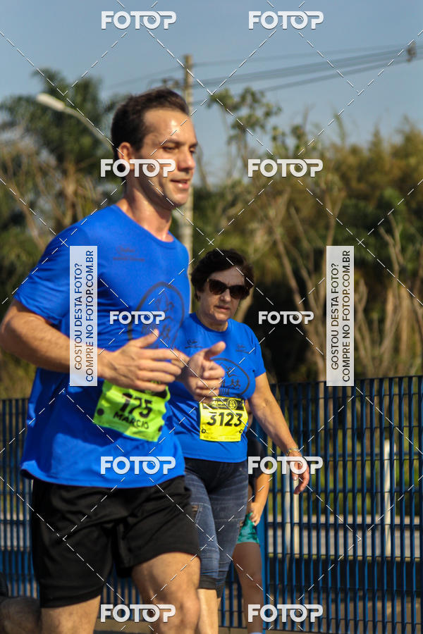 Buy your photos of the eventRun Aruja 2018 on Fotop