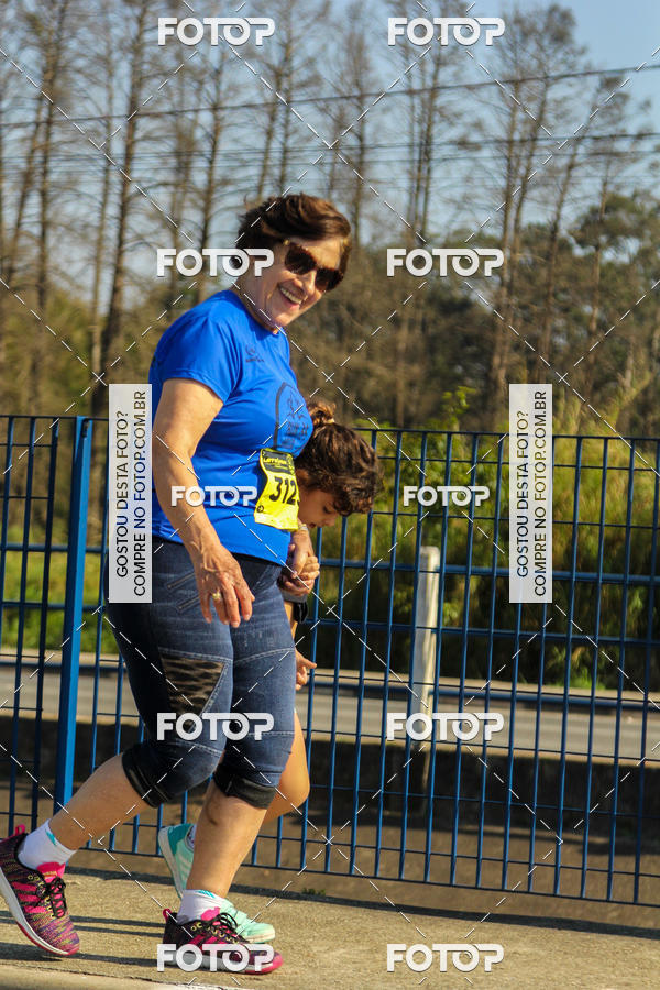 Buy your photos of the eventRun Aruja 2018 on Fotop