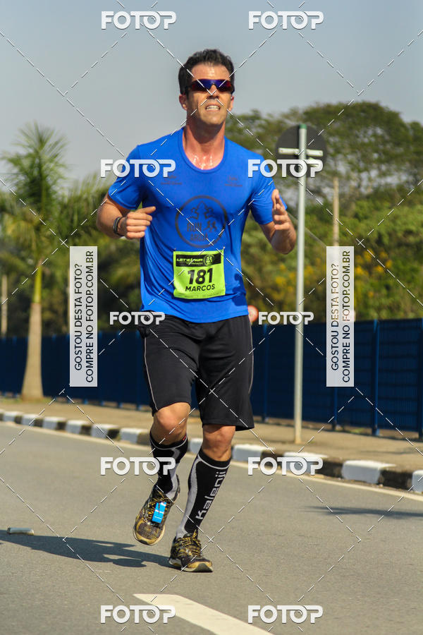 Buy your photos of the eventRun Aruja 2018 on Fotop