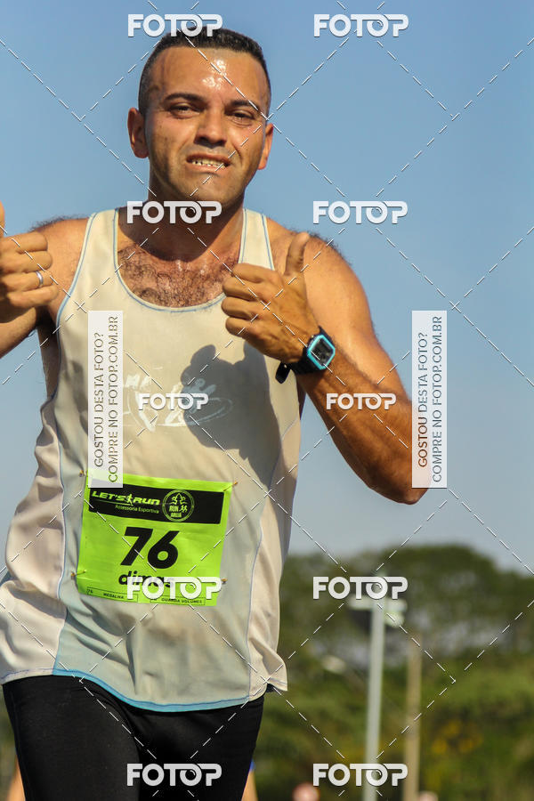 Buy your photos of the eventRun Aruja 2018 on Fotop