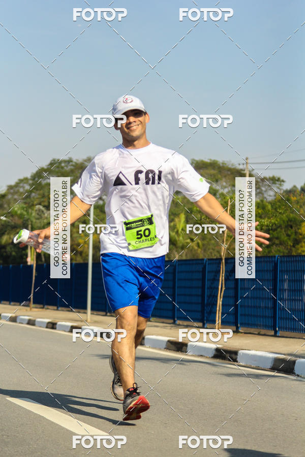 Buy your photos of the eventRun Aruja 2018 on Fotop