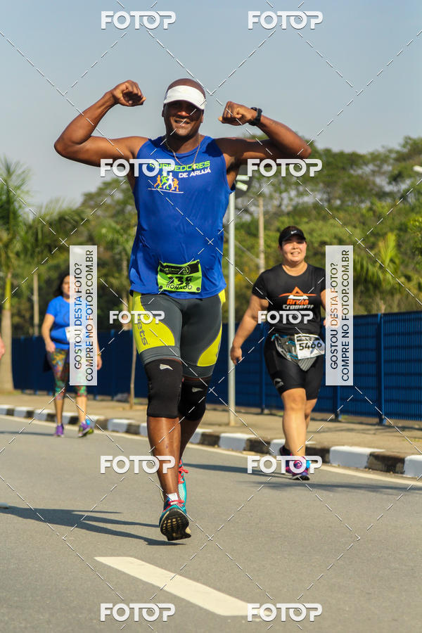 Buy your photos of the eventRun Aruja 2018 on Fotop
