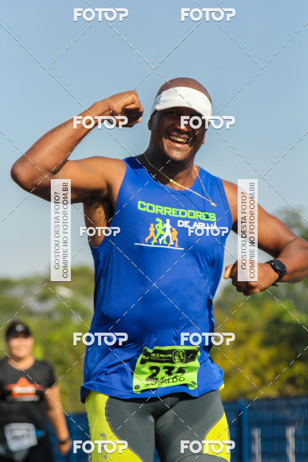 Buy your photos of the eventRun Aruja 2018 on Fotop