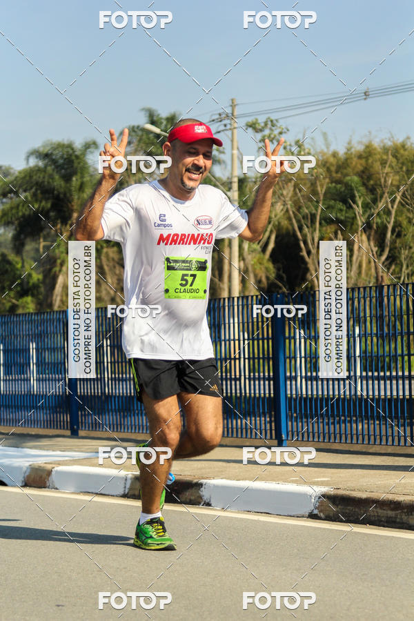 Buy your photos of the eventRun Aruja 2018 on Fotop
