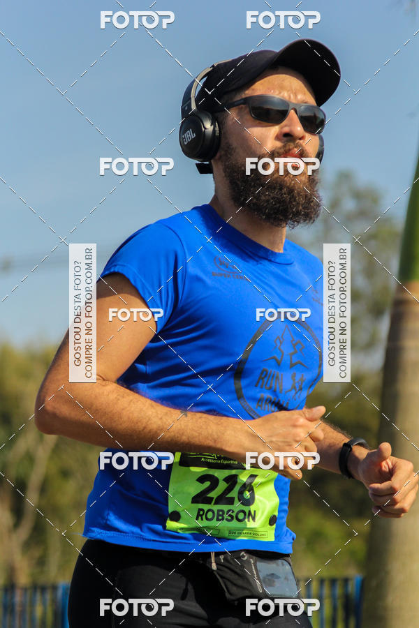 Buy your photos of the eventRun Aruja 2018 on Fotop