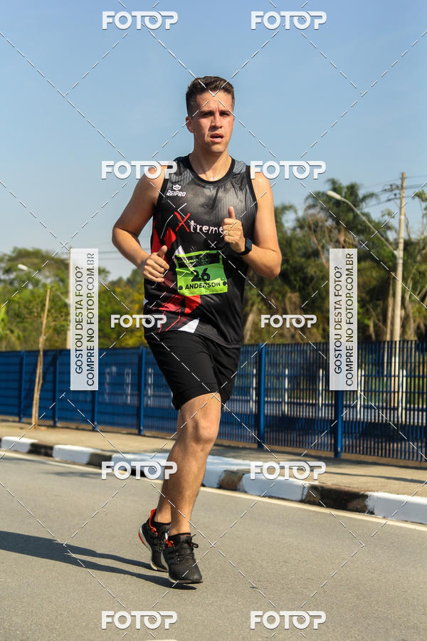 Buy your photos of the eventRun Aruja 2018 on Fotop