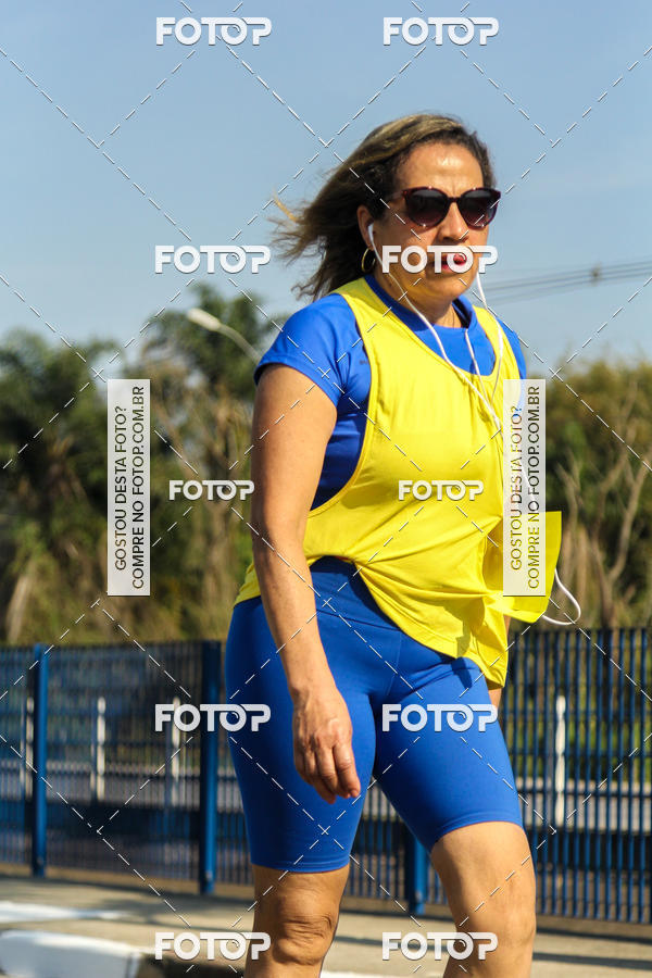 Buy your photos of the eventRun Aruja 2018 on Fotop