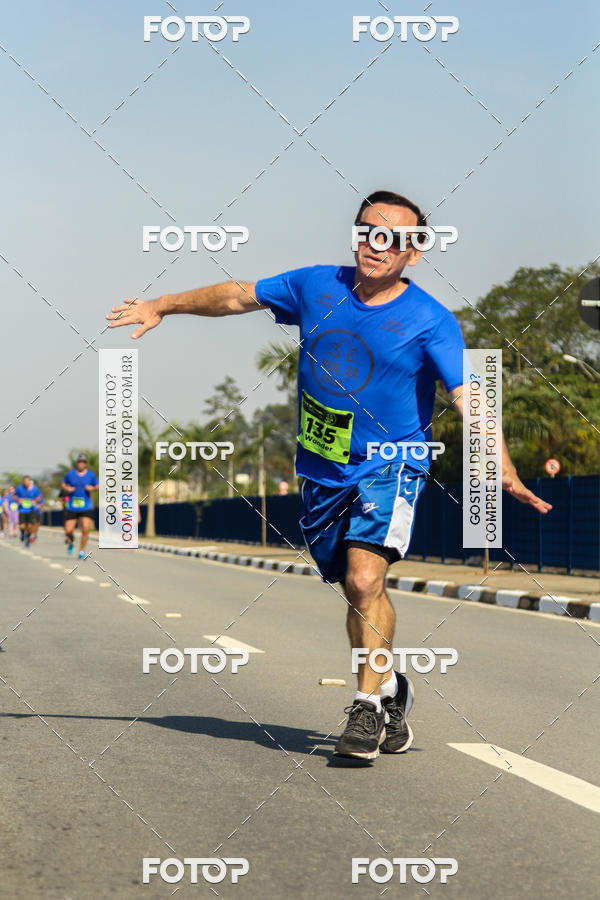 Buy your photos of the eventRun Aruja 2018 on Fotop