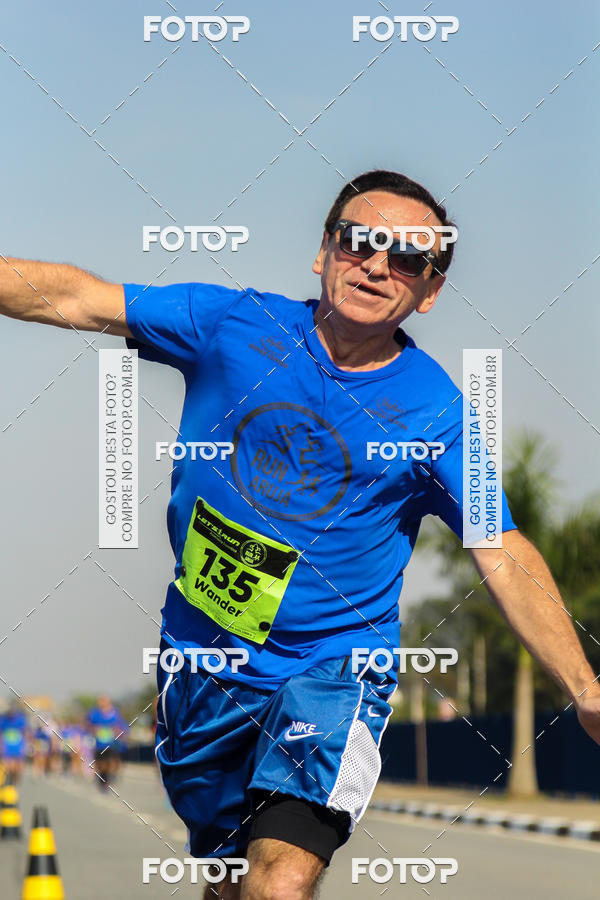 Buy your photos of the eventRun Aruja 2018 on Fotop