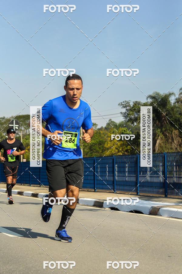 Buy your photos of the eventRun Aruja 2018 on Fotop