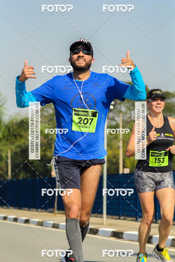 Buy your photos of the eventRun Aruja 2018 on Fotop