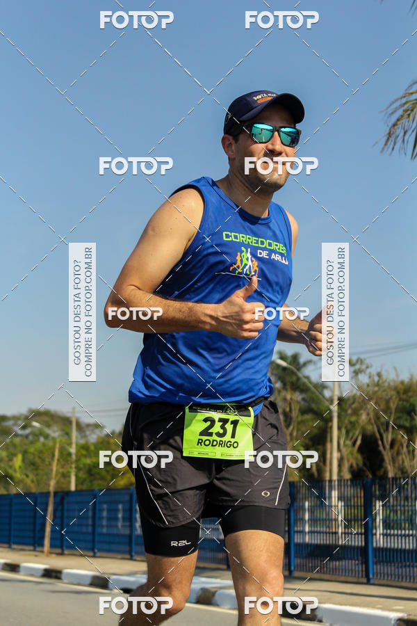Buy your photos of the eventRun Aruja 2018 on Fotop