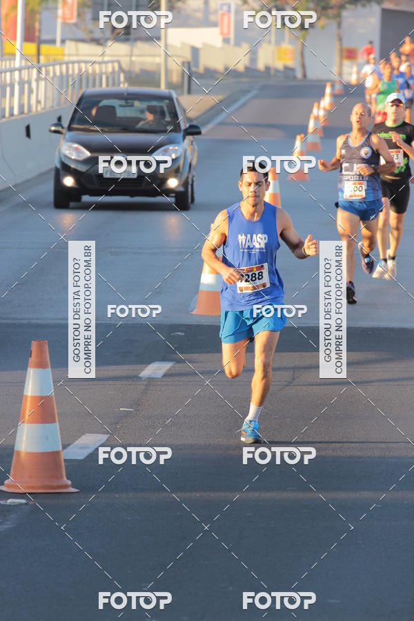 Buy your photos of the event1 Iguatemi Esplanada Business RUN 7K on Fotop