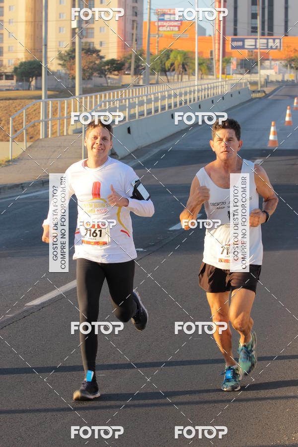 Buy your photos of the event1� Iguatemi Esplanada Business RUN 7K on Fotop